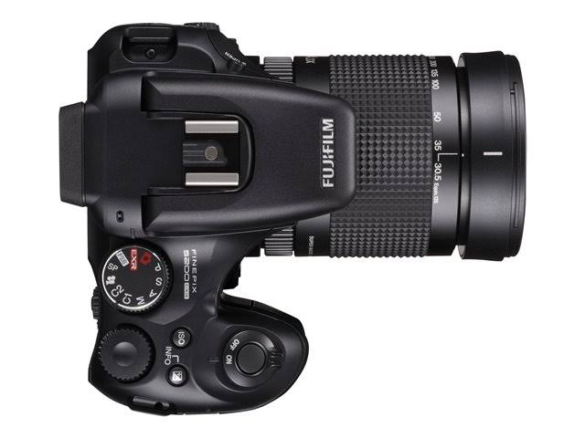 Fujifilm FinePix S200exr 12mp Super CCD Digital Camera with 14.3x