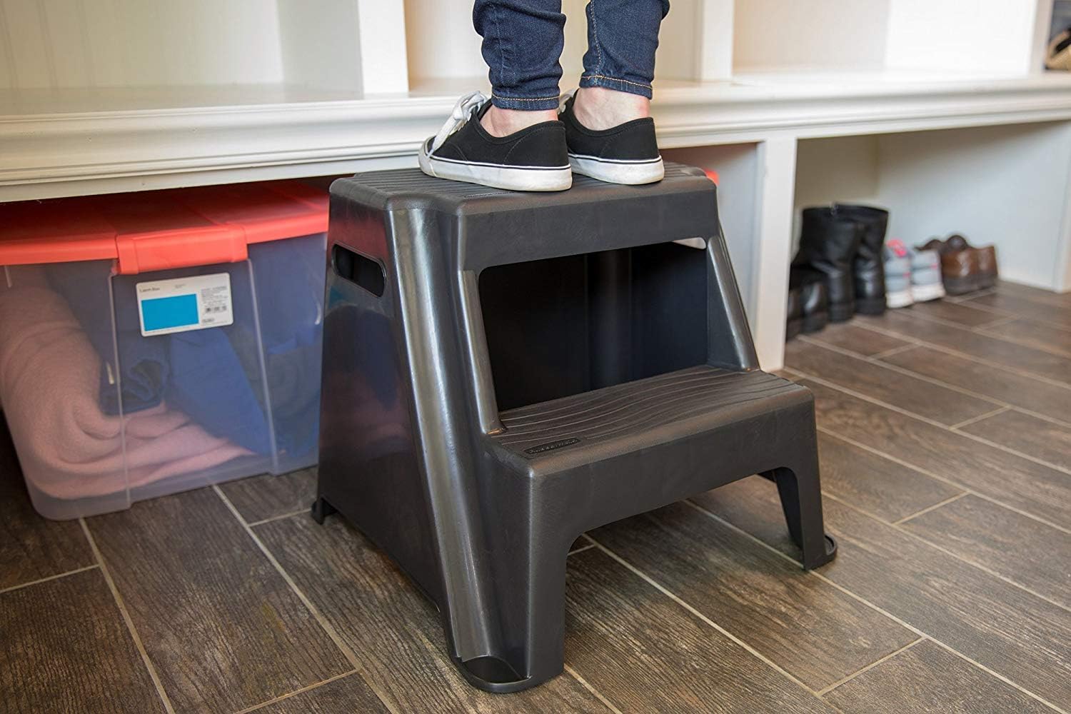 Rubbermaid RM-P2 2-Step Molded Plastic Stool with Non-Slip Step Treads 300-Pound Capacity