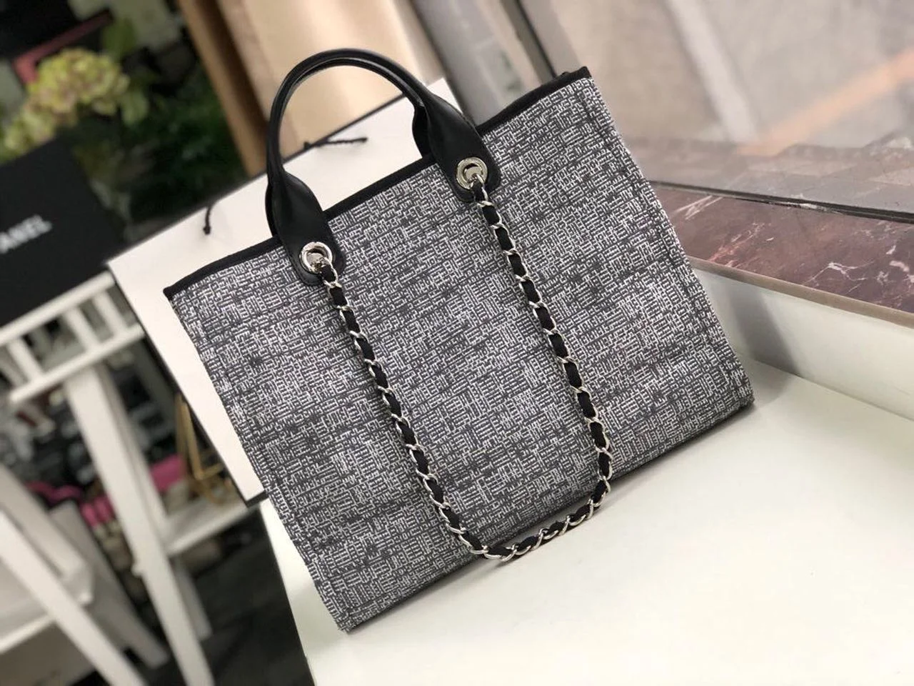 Chanel Deauville Tote Raffia Canvas Bag Black/White For Women 14.9in/38cm