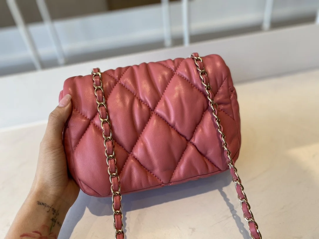 Chanel Small Flap Bag Gold Hardware Pink For Women, Women&rsquo;s Handbags, Shoulder Bags 7.5in/19cm AS2232