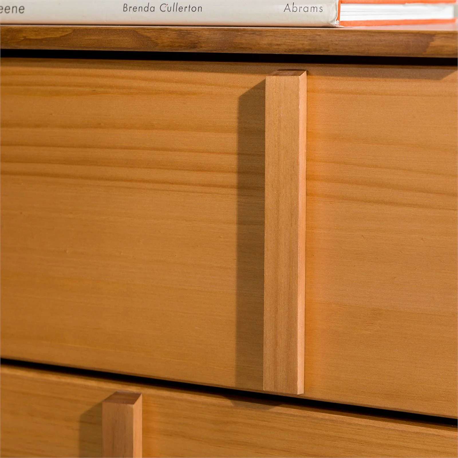 Walker Edison Modern Detailed 6-Drawer Solid Wood Dresser 60 Inch Caramel
