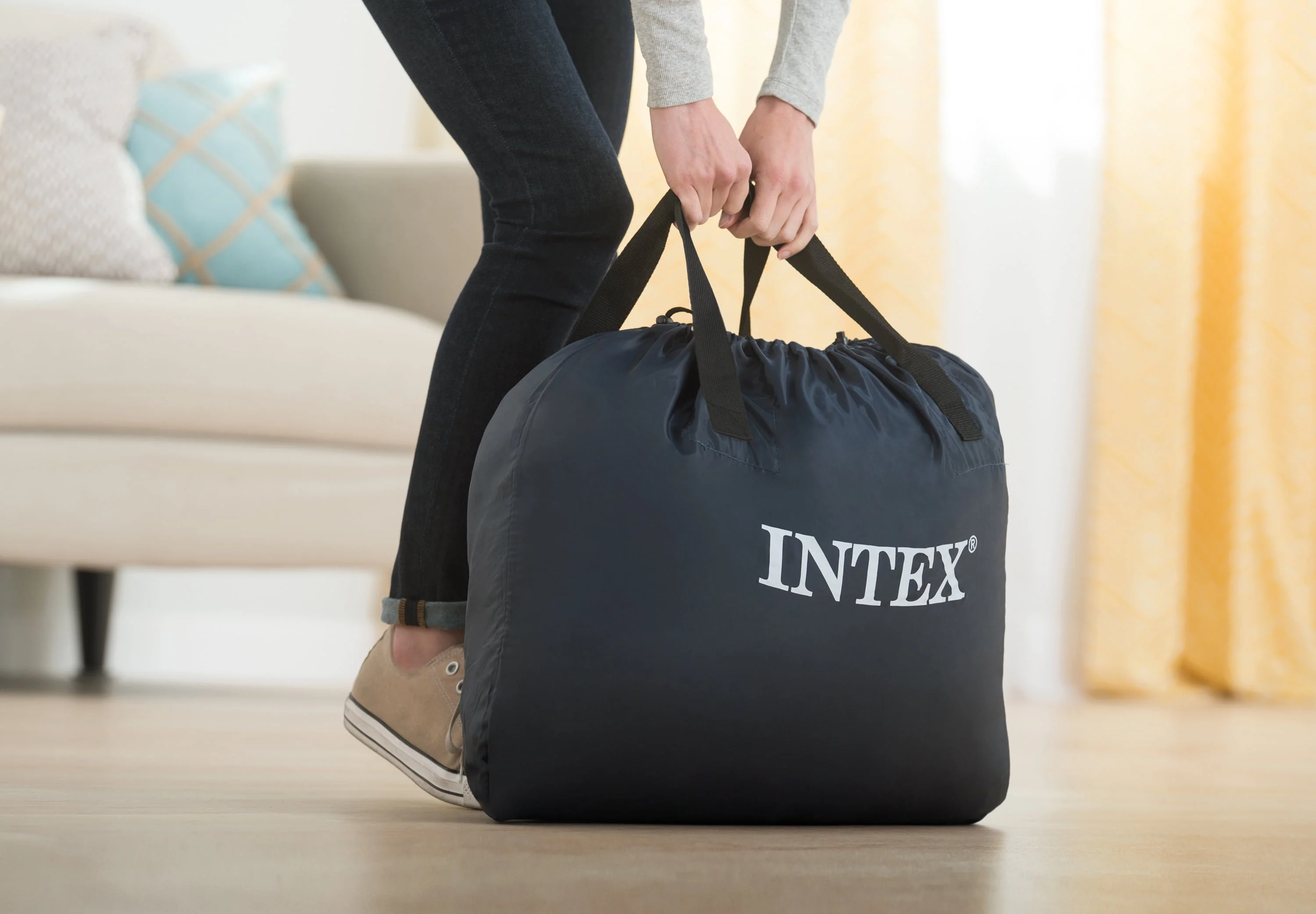 Intex Durabeam Headboard 18 Queen Air Mattress with Built-in Pump