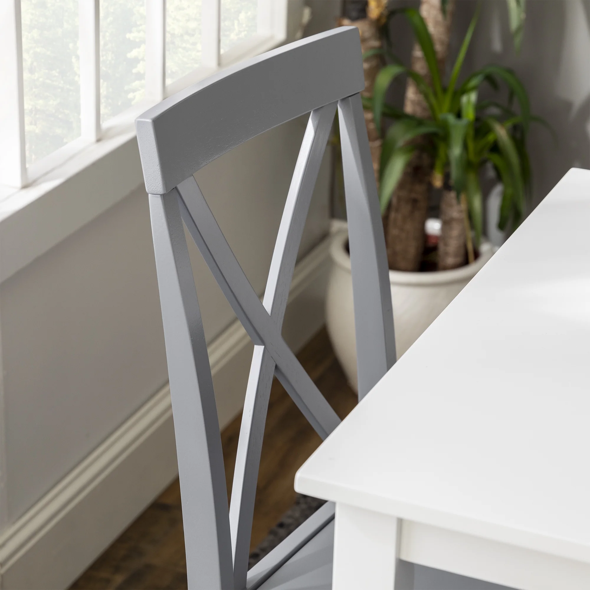 Walker Edison 5-Piece Solid Wood Farmhouse Dining Set - White/Grey