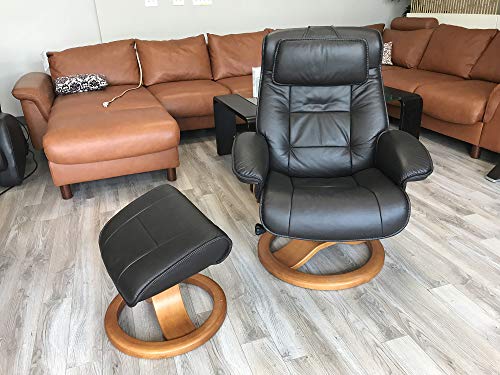 Large Ergonomic Recliner Chair with Ottoman in Stone NL 130 Nordic Line Leather with a Teak Wood Stain Base