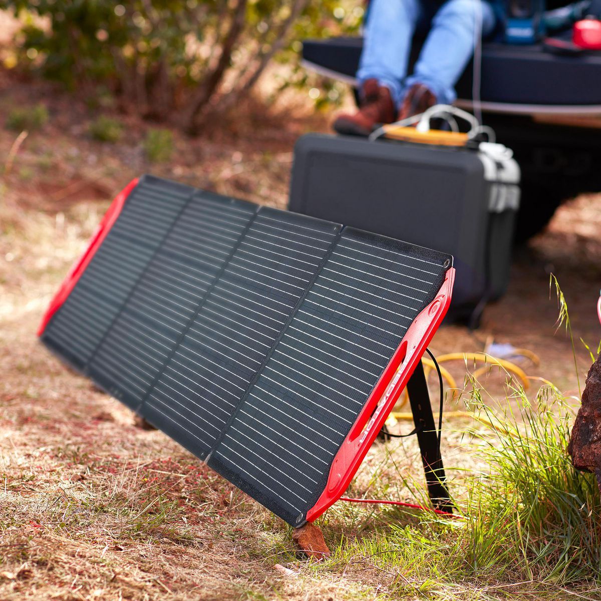 PREDATOR 200 Watt Super Lightweight Foldable Solar Panel