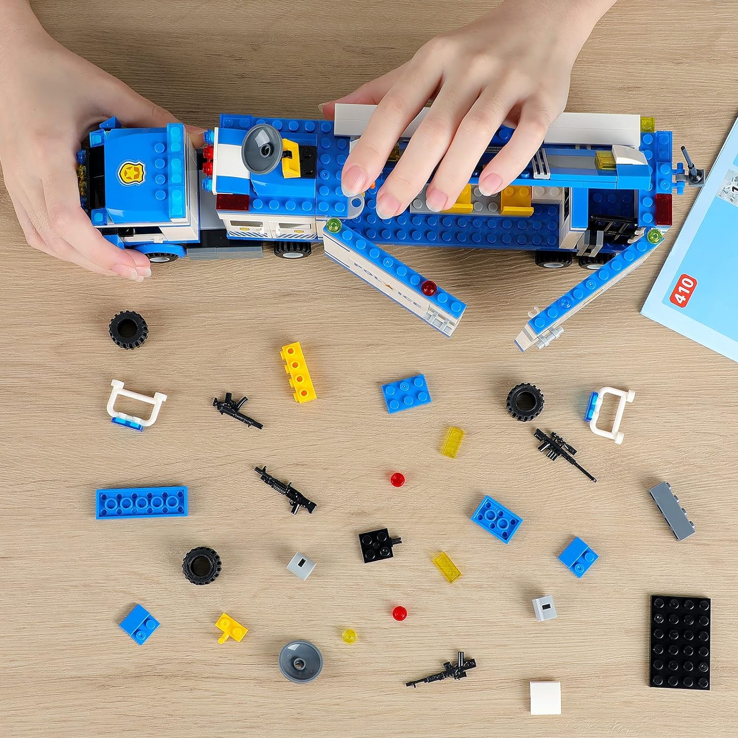 City Police Station Building Set, Mobile Command Truck Building Blocks, Cop Cars Vehicles STEM Construction Toy Kit