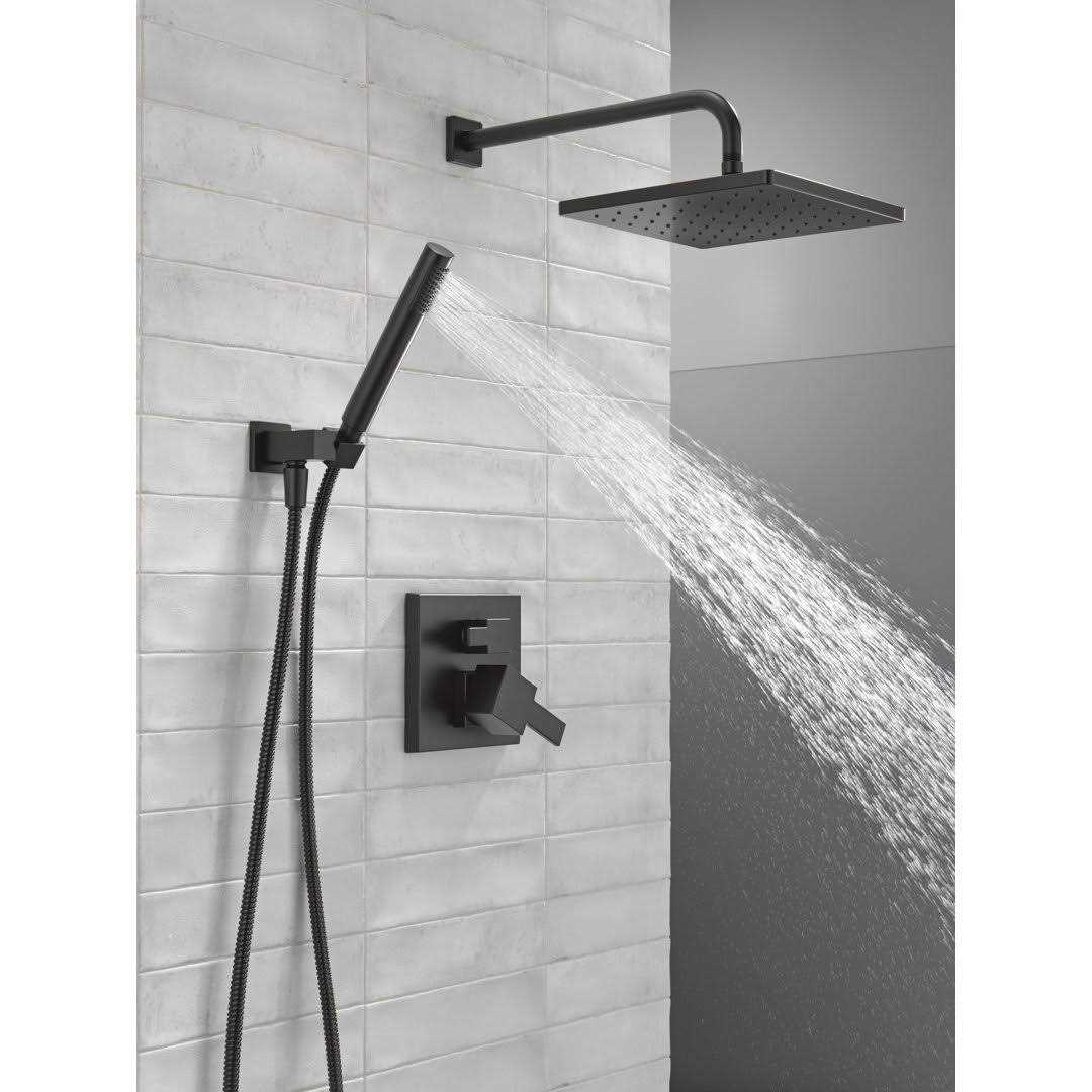 Delta Modern Raincan Square Shower System Rain Shower Head with Handheld Spray - Shop Hardware Tools Online Store