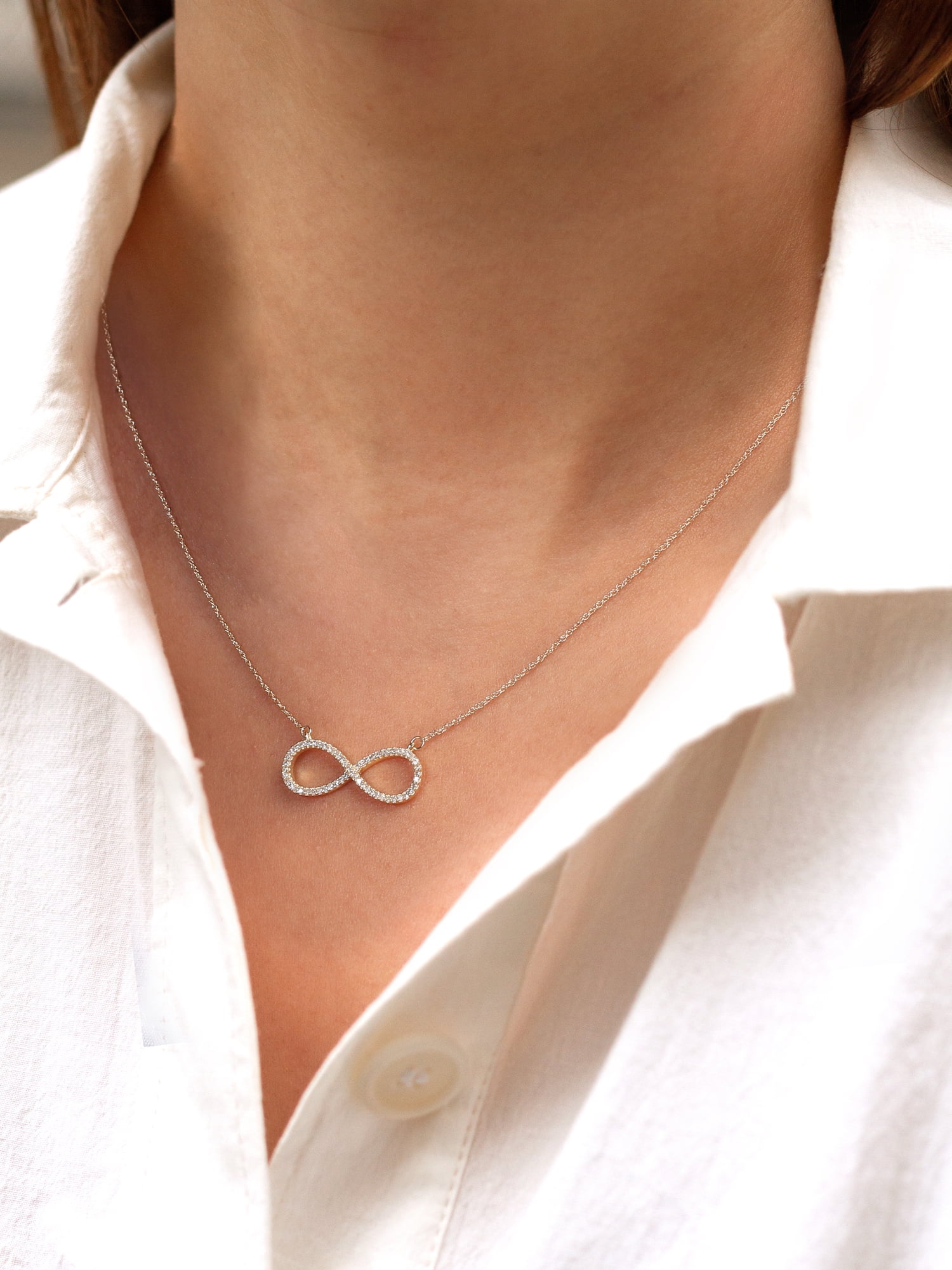 1/6Ct TDW Diamond 10K Yellow Gold Infinity Loop Nacklace