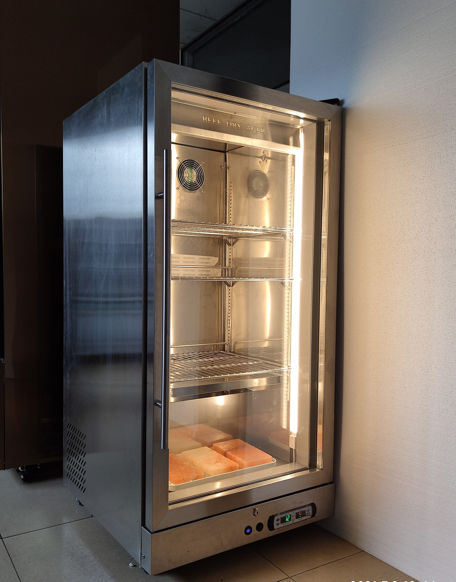 Kolice Commercial Dry Aged Beef Fridge, Steak Aging Cabinet, Aging Beef Display Showcase-268L,4 Tiers