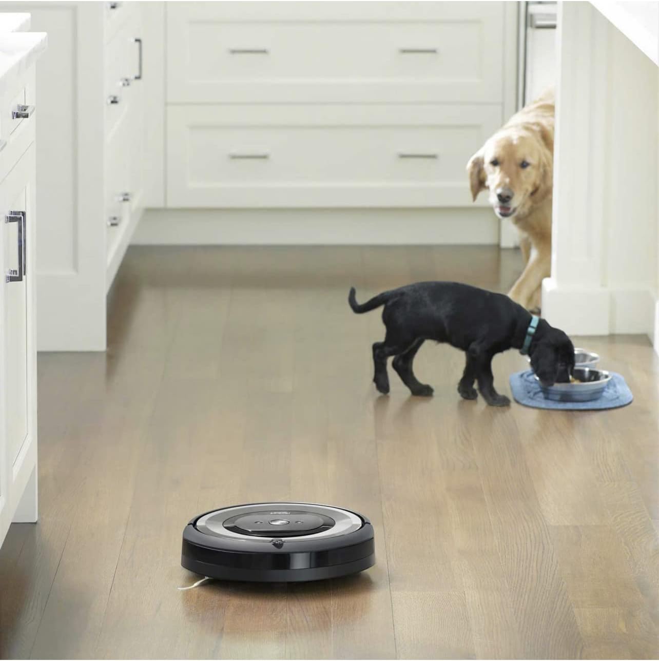 iRobot Roomba e5 5134 Wi-Fi Connected Robot Vacuum