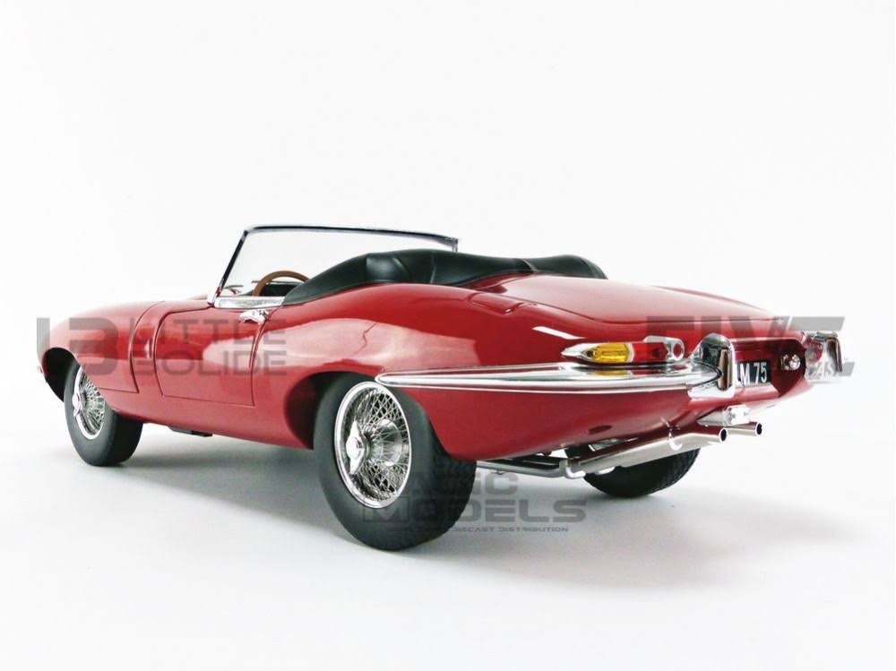1962 Jaguar e-type Cabriolet Red 1/12 Diecast Model Car by Norev