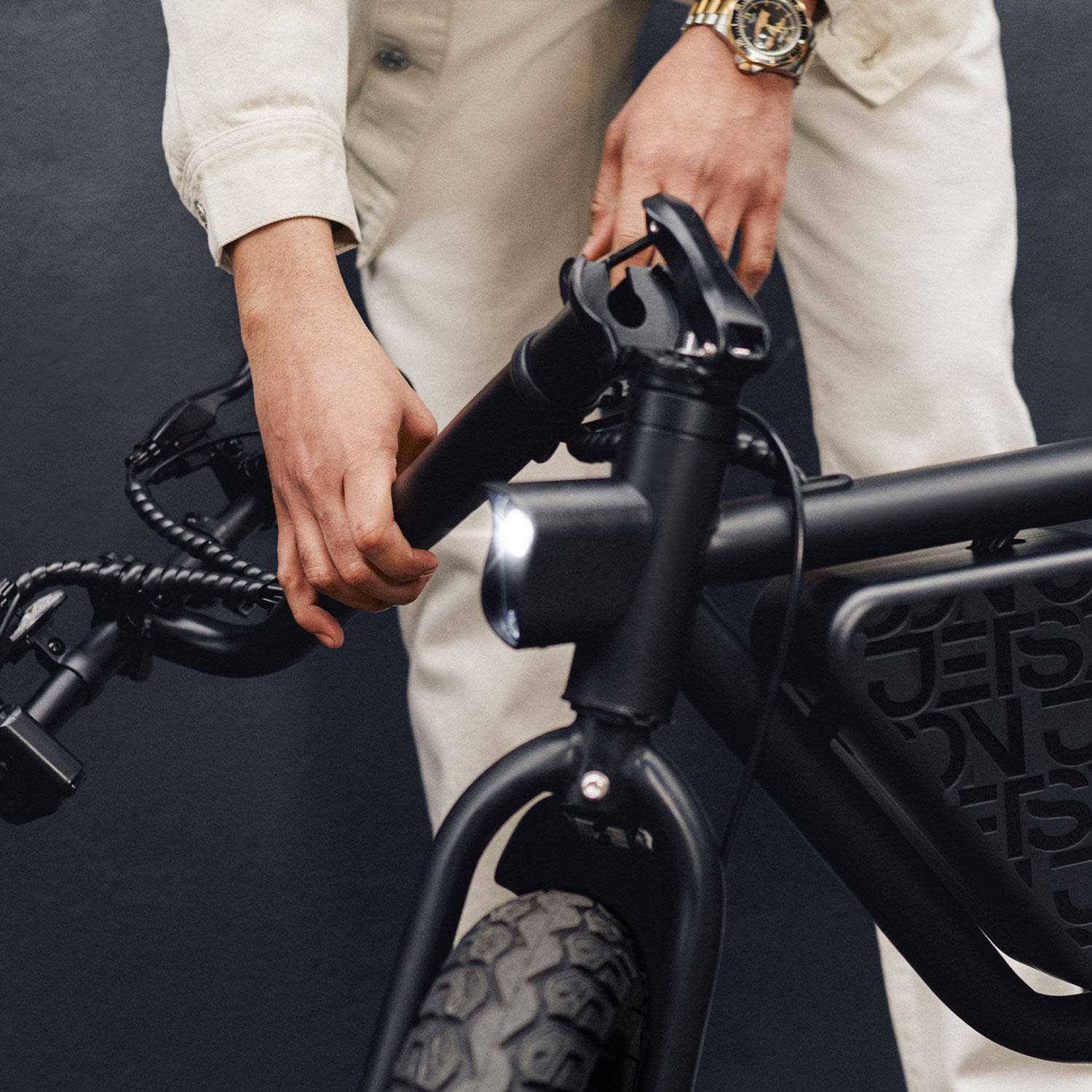 Jetson Atlas Fat Tire Electric Bike - Sports Supplies Online Store