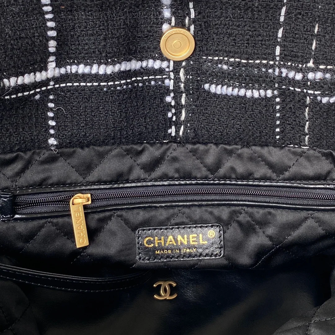 Chanel 22 Handbag Gold Hardware Black For Women, Women&rsquo;s Handbags, Shoulder Bags 18.3in/47cm AS3262 B08553 NJ058
