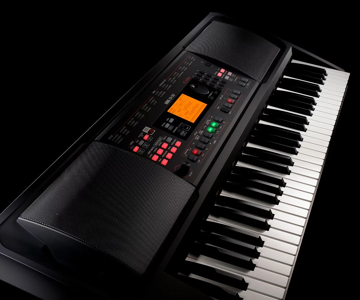Korg EK50L Entertainer Keyboard Speakers for Live Performance and MonitoringKorg EK50L Entertainer Keyboard Speakers for Live Performance and