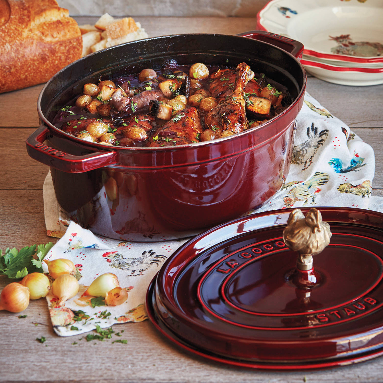 Staub - Cast Iron 5.75-qt Coq AU VIN Cocotte - Cherry