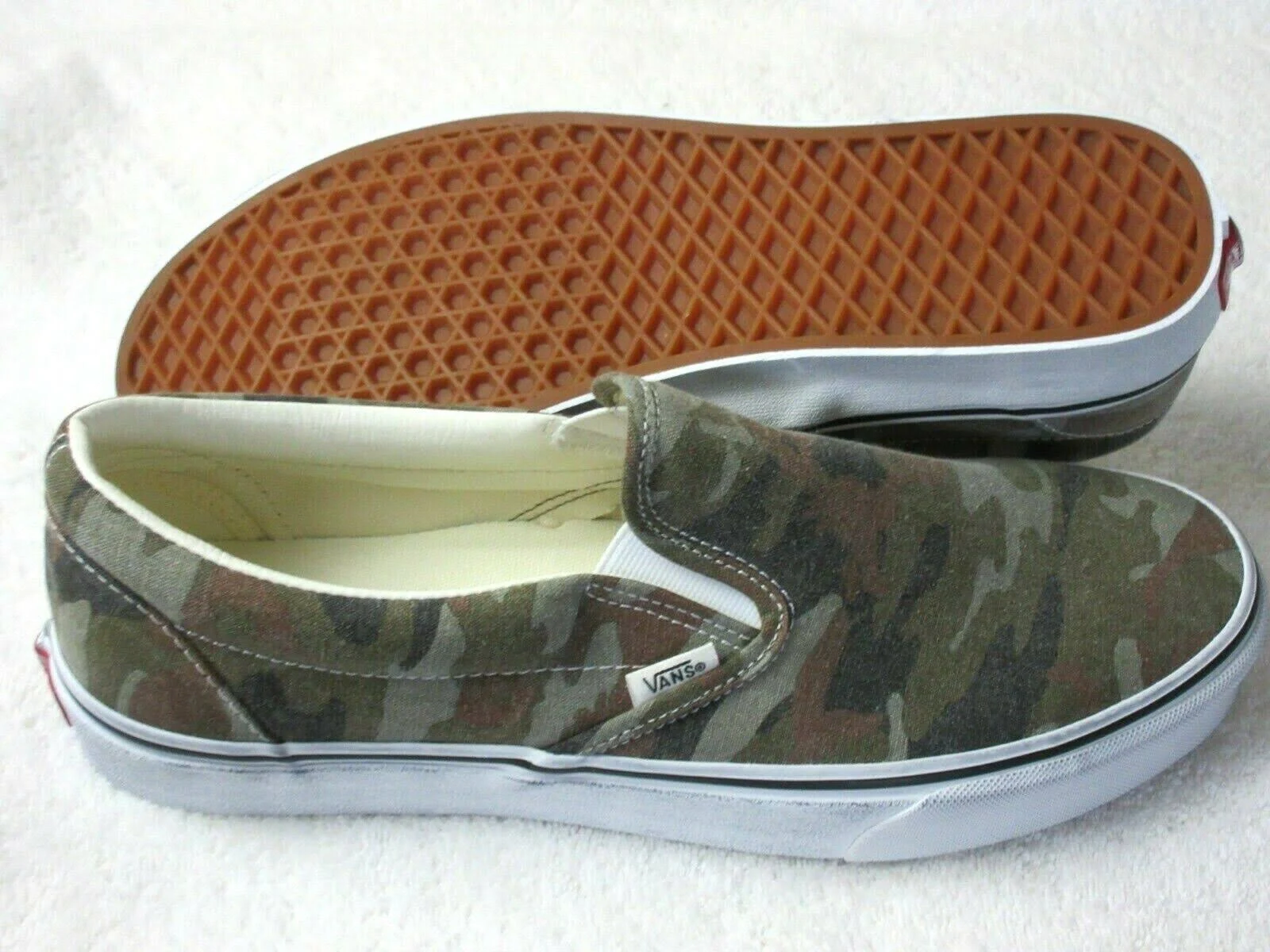 Vans Washed Classic Slip-On (Camo/True White)
