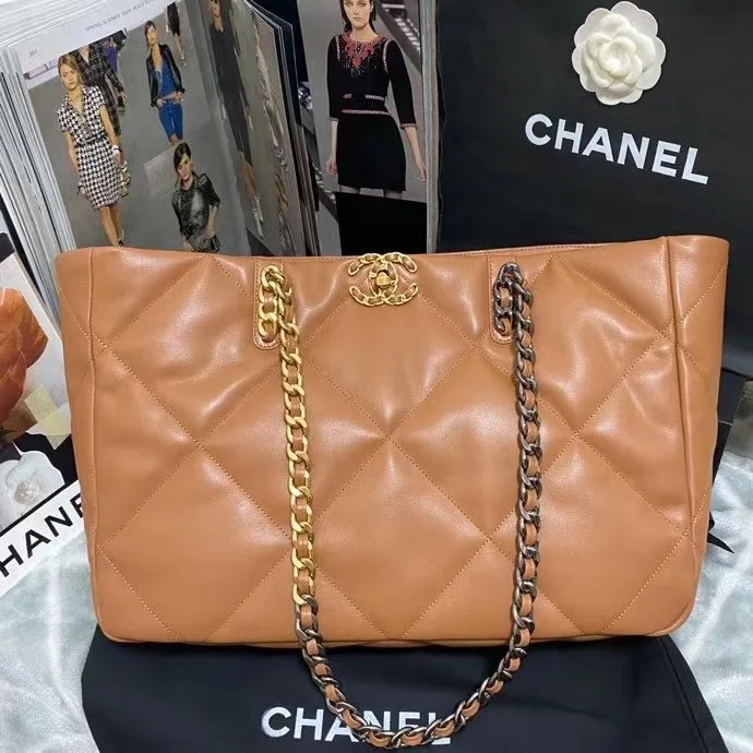 Chanel Shopping Chanel Bag 19 Brown For Women, Women&rsquo;s Bags 16in/41cm
