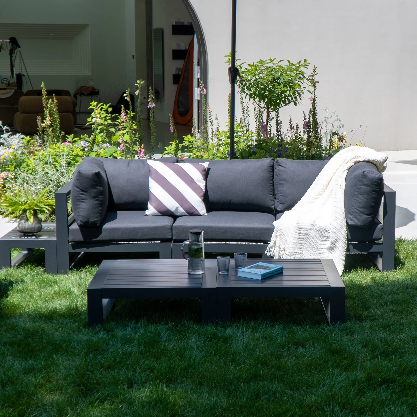 Modern 3 Seater Sofa Outdoor Sectional Sofa Set Patio Conversation Sofa Sets with Grey Cushions
