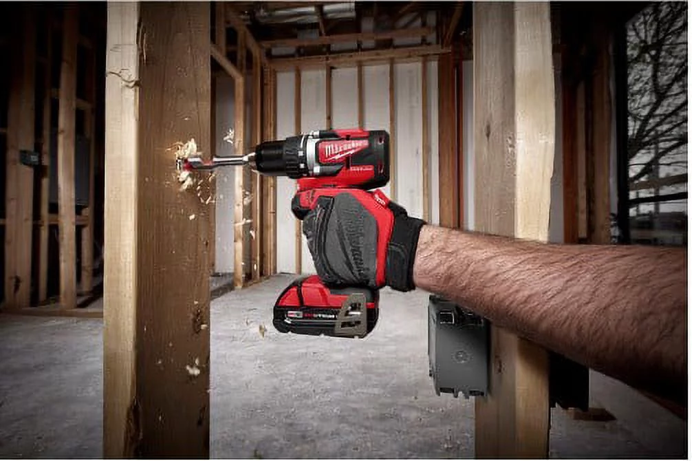 Milwaukee M18 18-Volt Lithium-Ion Brushless Cordless Compact Drill/Impact Combo Kit (2-Tool) W/ (2) 2.0Ah Batteries, Charger & Bag