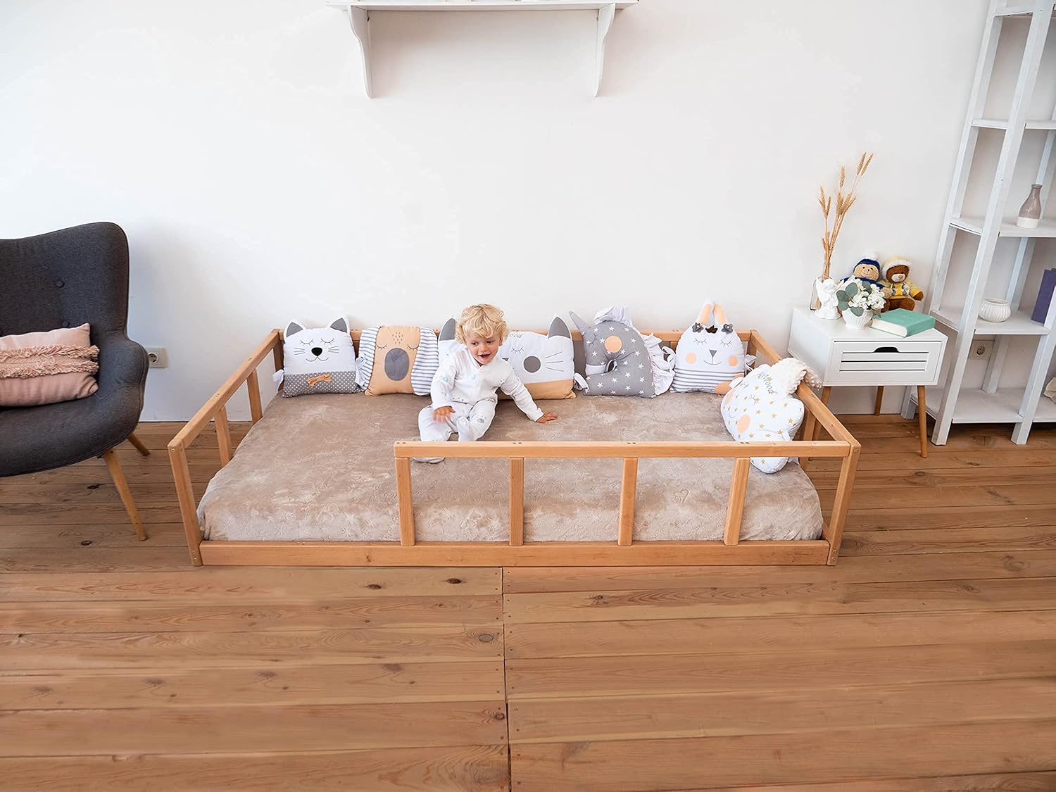 BUSYWOOD Platform Bed for Nursery - Bedroom Furniture for Toddlers - Montessori Floor Bed in Playroom for Boy and Girl (Model 10