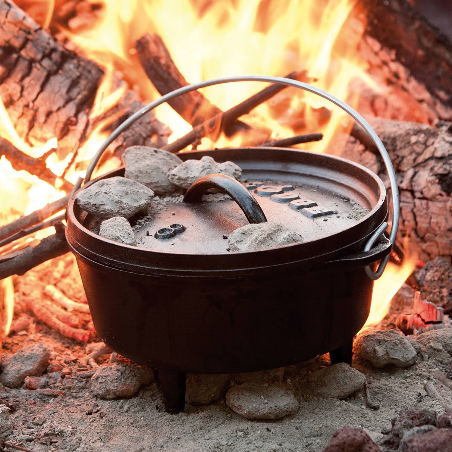 Lodge D12DCO3 Cast Iron Dutch Oven, Black, 8 qt