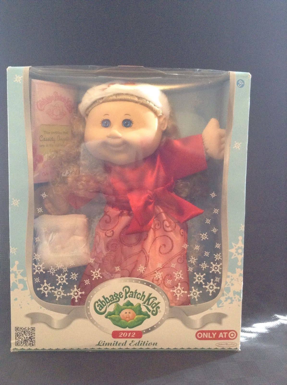 Cabbage Patch Kids Holiday 2012 Limited Edition Blond Hair ,Blue Eyes