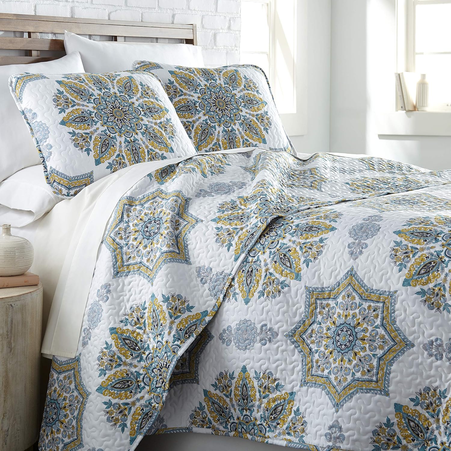 Pure Melody Collection, Premium Quality, Soft, Wrinkle & Fade Resistant, Easy Case, Oversized Quilt Cover Set with 1 Quilt Set and 2 Shams