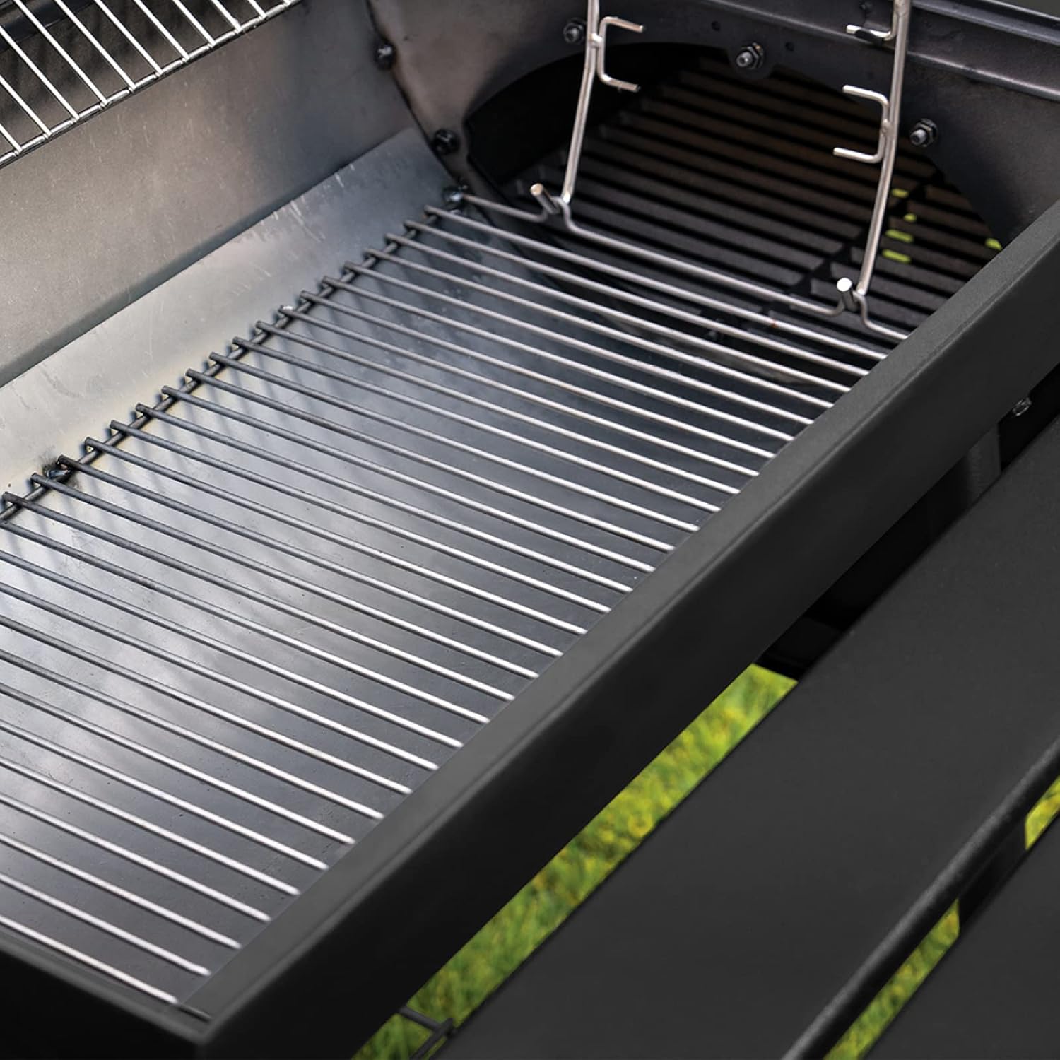 Char-Griller E3018 Smokin' Ace Charcoal Grill, Black