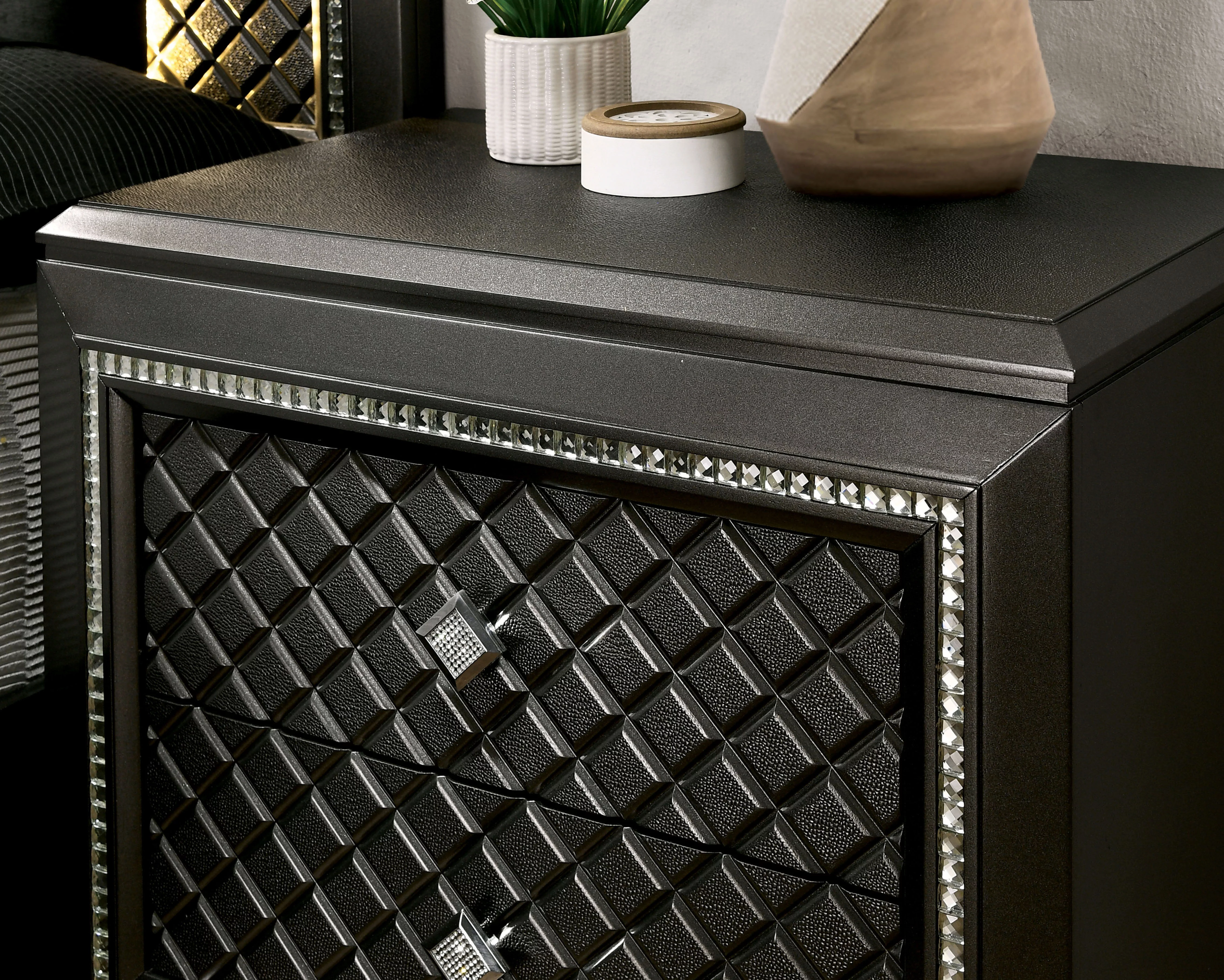 Furniture of America Braylene Glam Nightstand with 2-Drawer, Metallic Gray