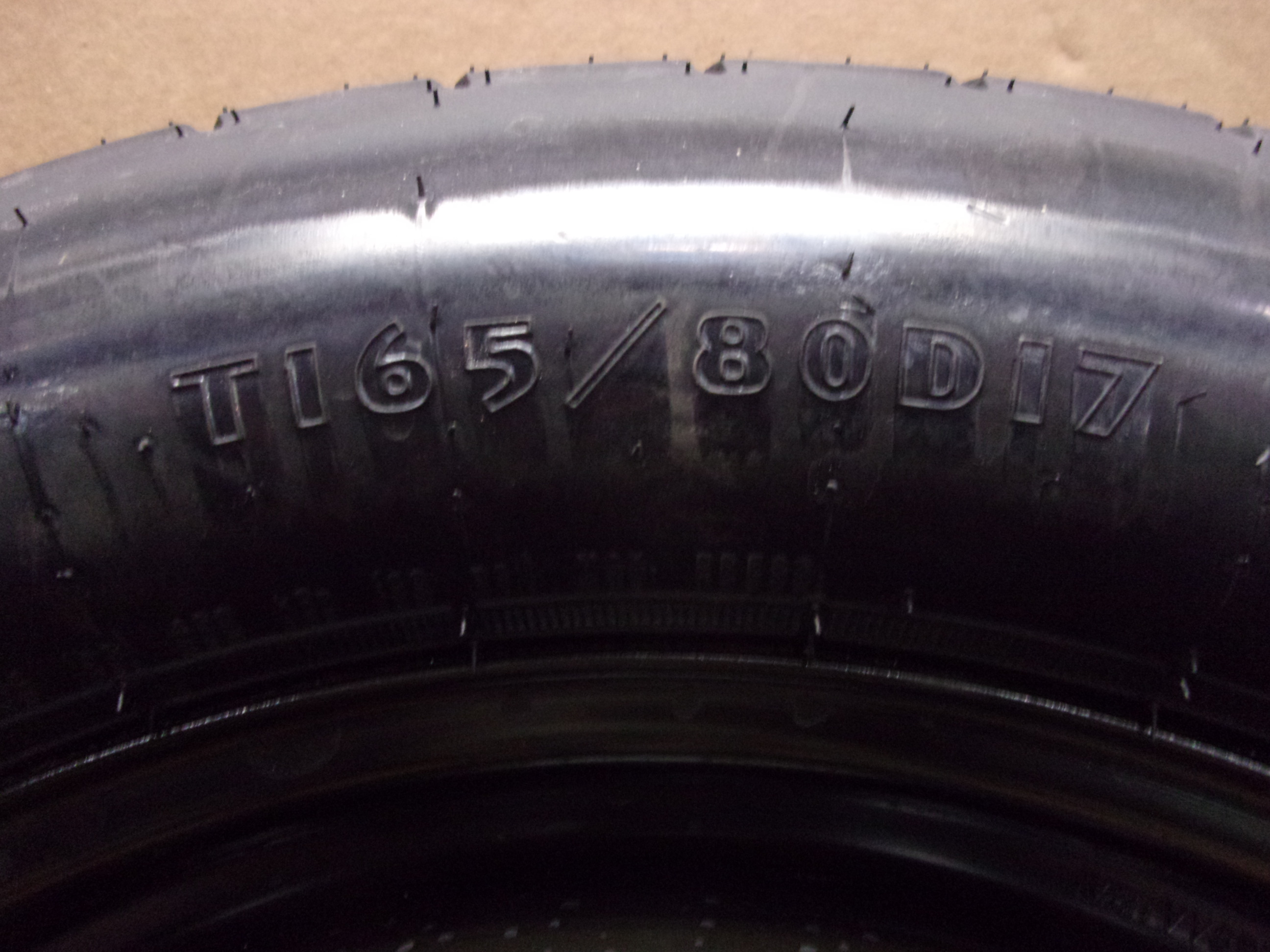 Pre-Owned 2014-2023 Jeep Cherokee 17x4 Steel Wheel T165/80D17 Compact Spare Tire OEM (Good)