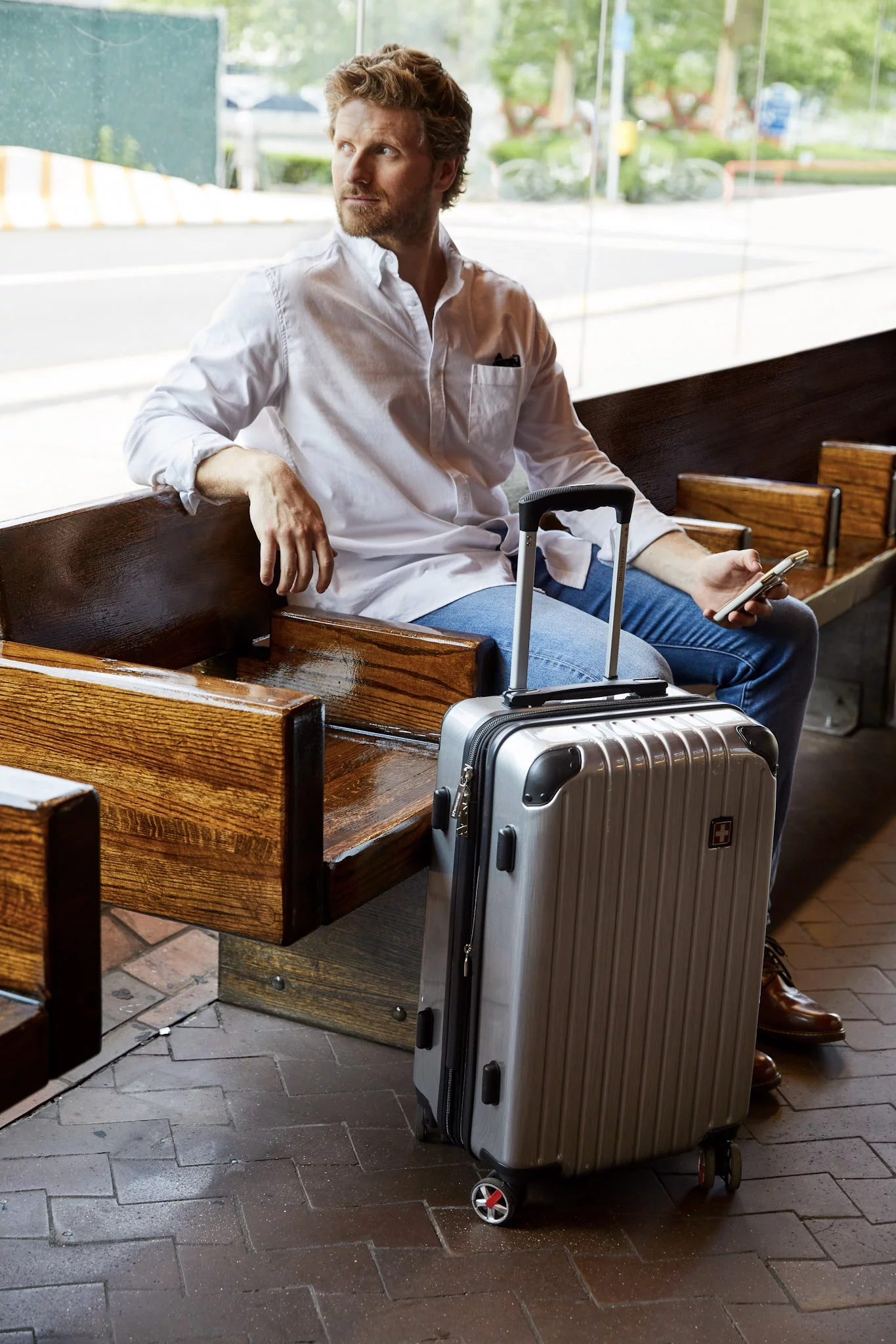 SwissTech Exhibition 30" Polycarbonate Hard Side Check Luggage (Walmart Exclusive)