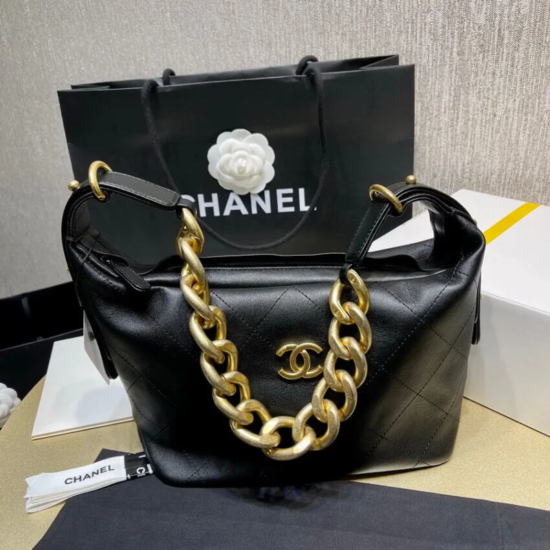 Chanel Black Calfskin Leathe Hobo Bag As2910