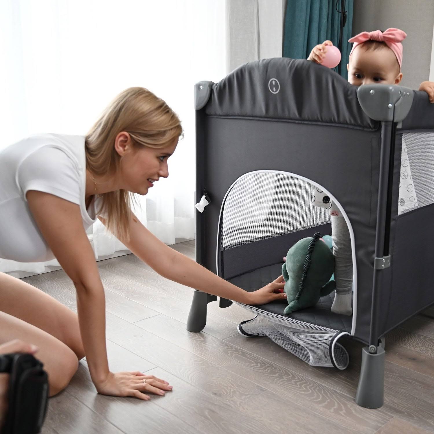 Baby Crib with Mattress,Bedside Sleeper for Baby