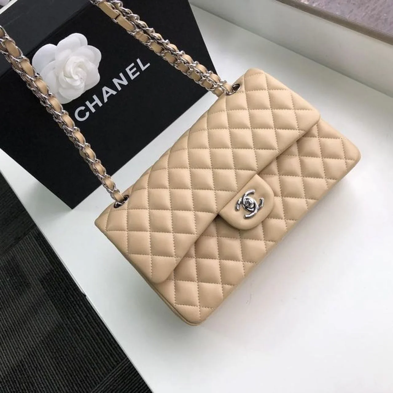 Chanel Classic Handbag Silver Hardware BeigeFor Women, Women&rsquo;s Bags, Shoulder And Crossbody Bags 10.2in/26cm A01112