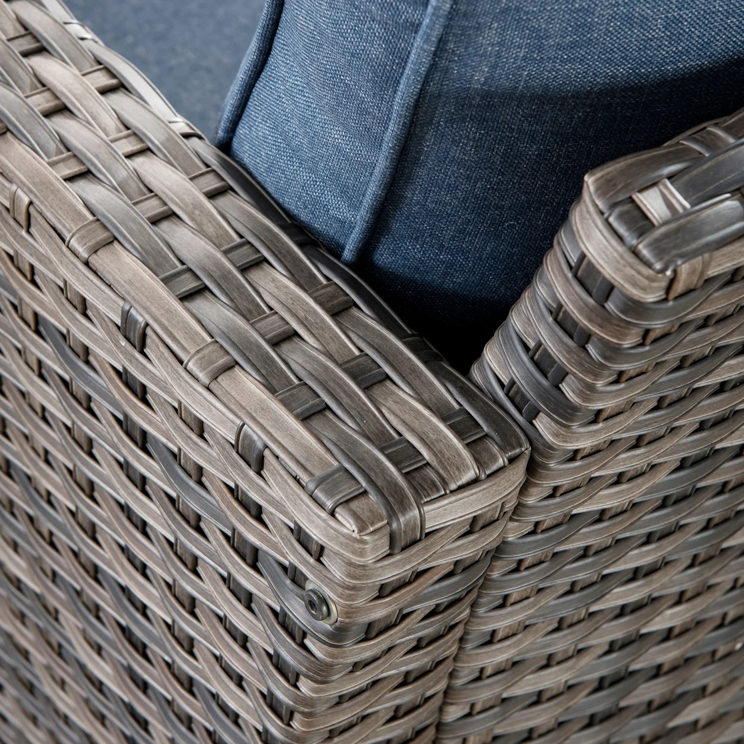 OVIOS  2-piece Outdoor High-back Wicker Single Chairs Denim Blue