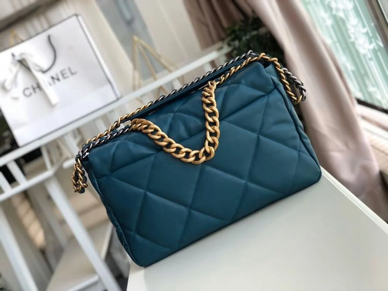 Chanel 19 Maxi Handbag Teal For Women, Women&rsquo;s Bags, Shoulder And Crossbody Bags 14in/36cm AS1162