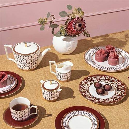 Wedgwood - Renaissance Red - 5 Piece Place Setting