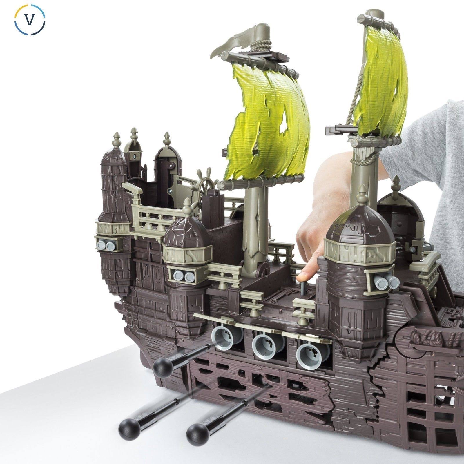 Pirates of The Caribbean: Dead Men Tell No Tales - Silent Mary Ghost Ship Playset