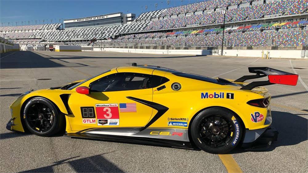 2020 Corvette C8.R Race Car Dealer Exclusive in 1:18 Scale by GT Spirit by GT Spirit