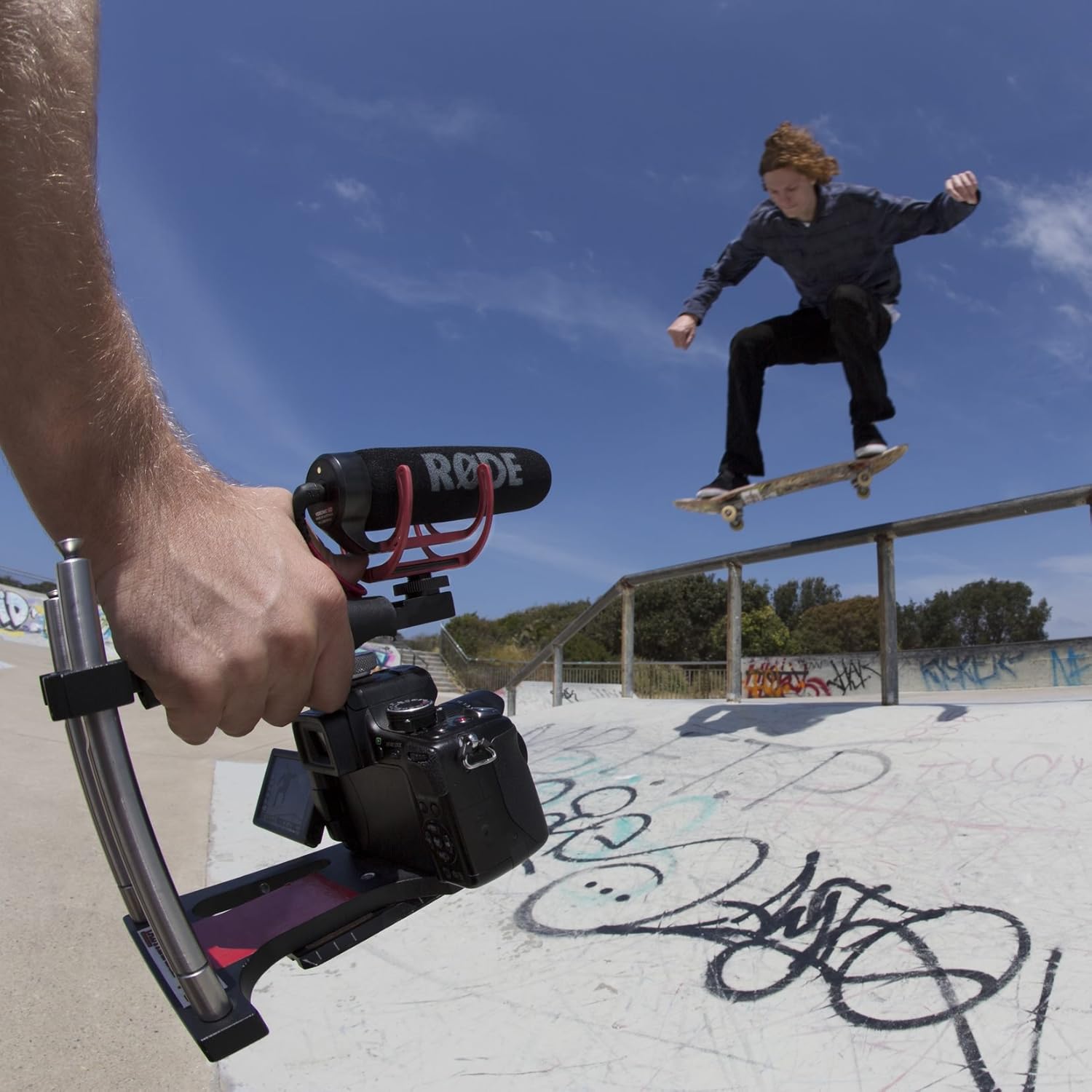 Rode VideoMic GO Lightweight On-Camera Microphone with Integrated Rycote Shockmount