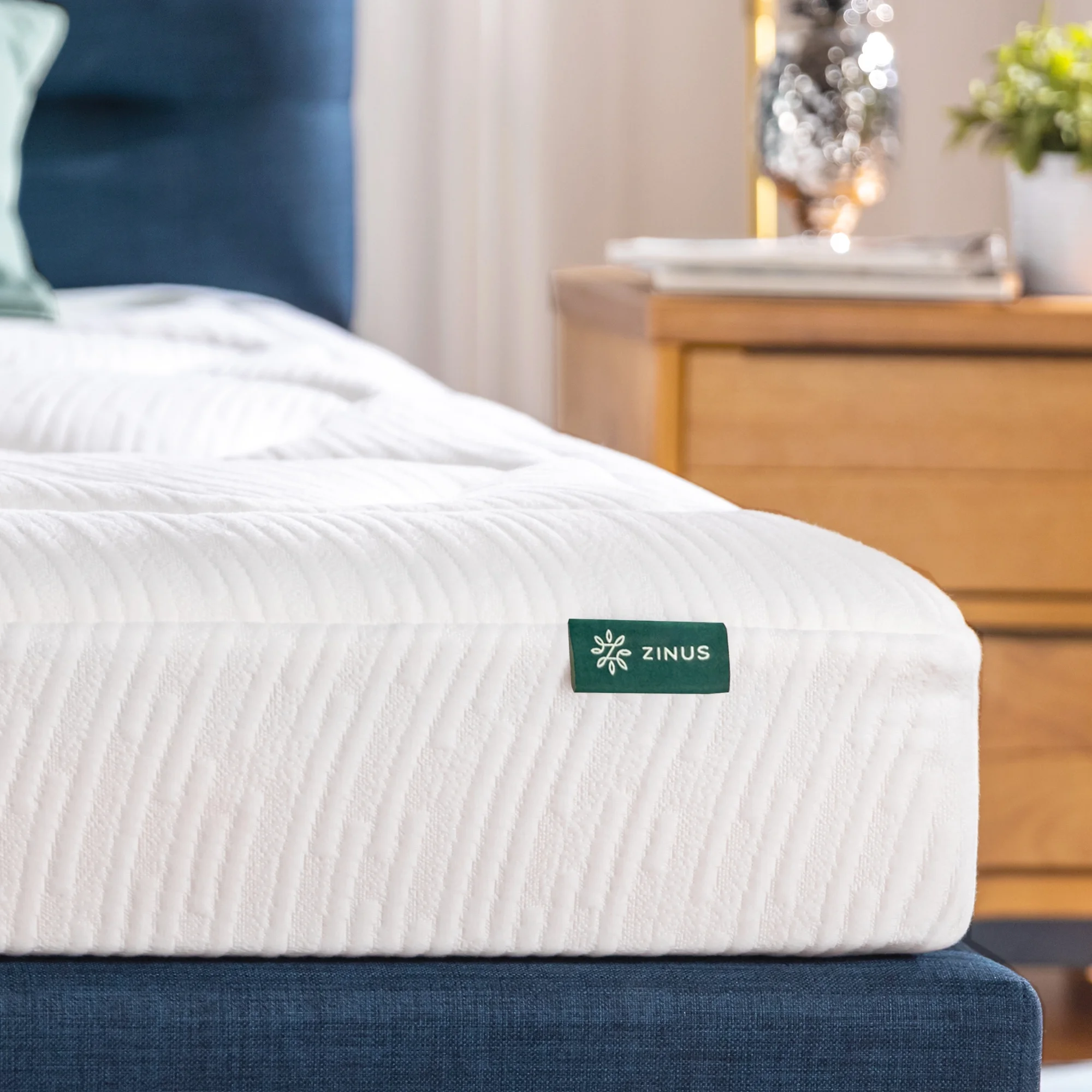 Zinus 8 Cloud Memory Foam Mattress Pressure Relieving / Bed-in-a-Box Twin