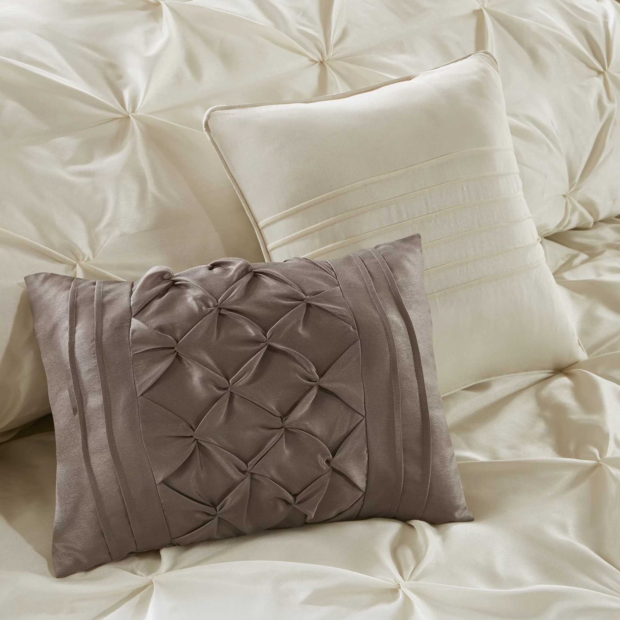 Home Essence Emma 24 Piece Room in a Bag Comforter Set with Sheets, King, Ivory