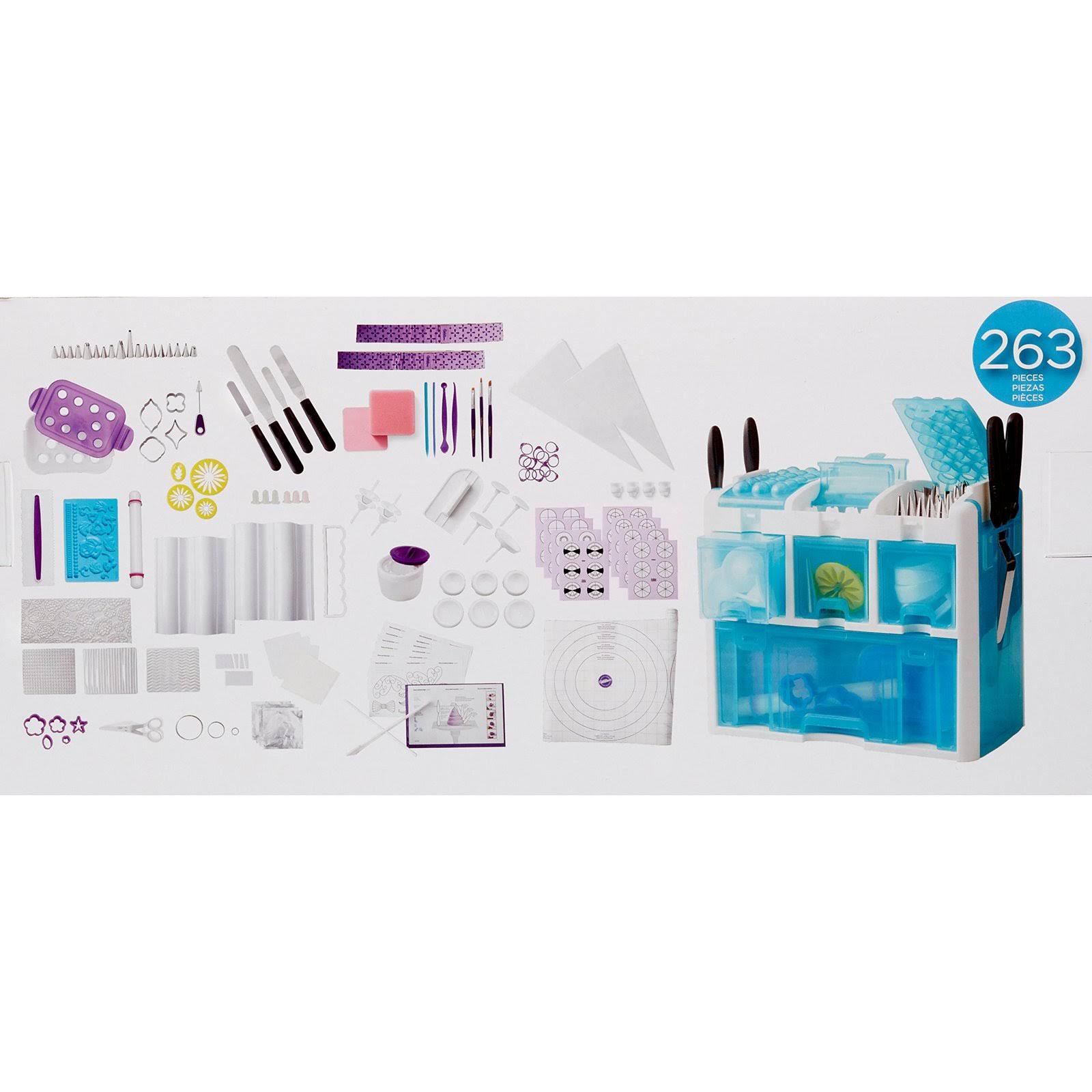 Wilton Ultimate Cake Decorating Set