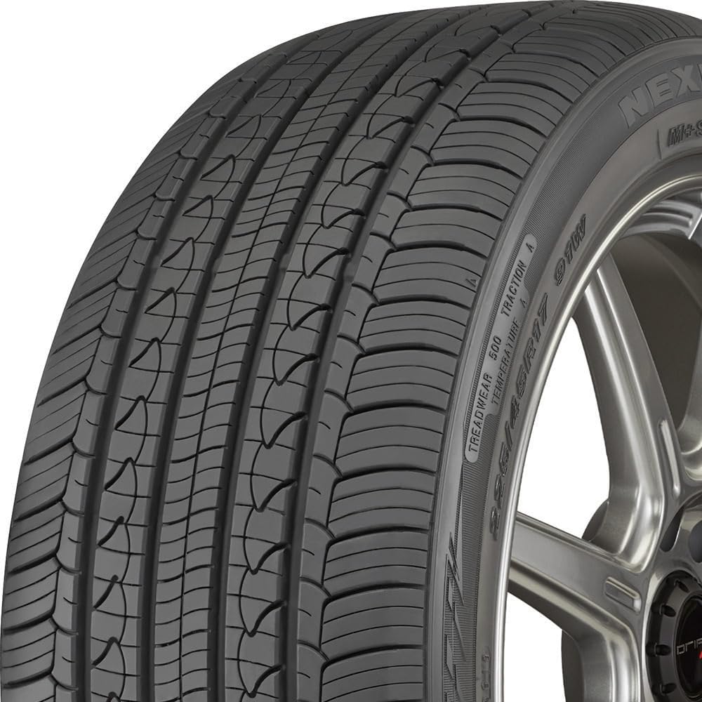Nexen N'Priz AH8 All-Season Tire - 205/70R16 96H