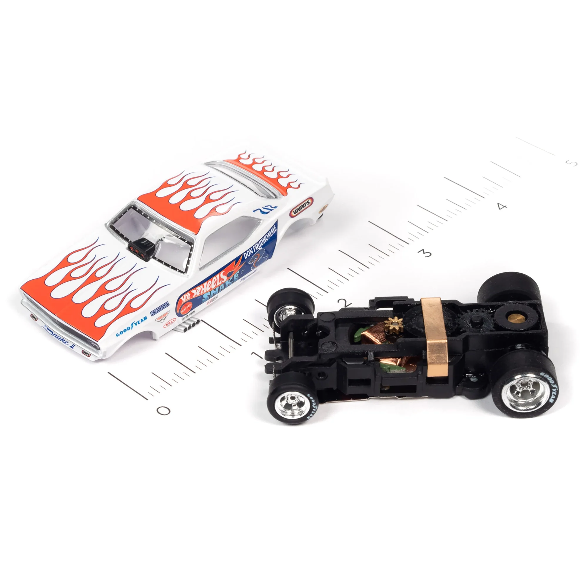 Auto World: Hot Wheels Slot Car Drag Racing Set - Snake II Vs Mongoose II - 13' Dragstrip Set, 2 Variable Speed Funny Cars, Electric Slot Car Track