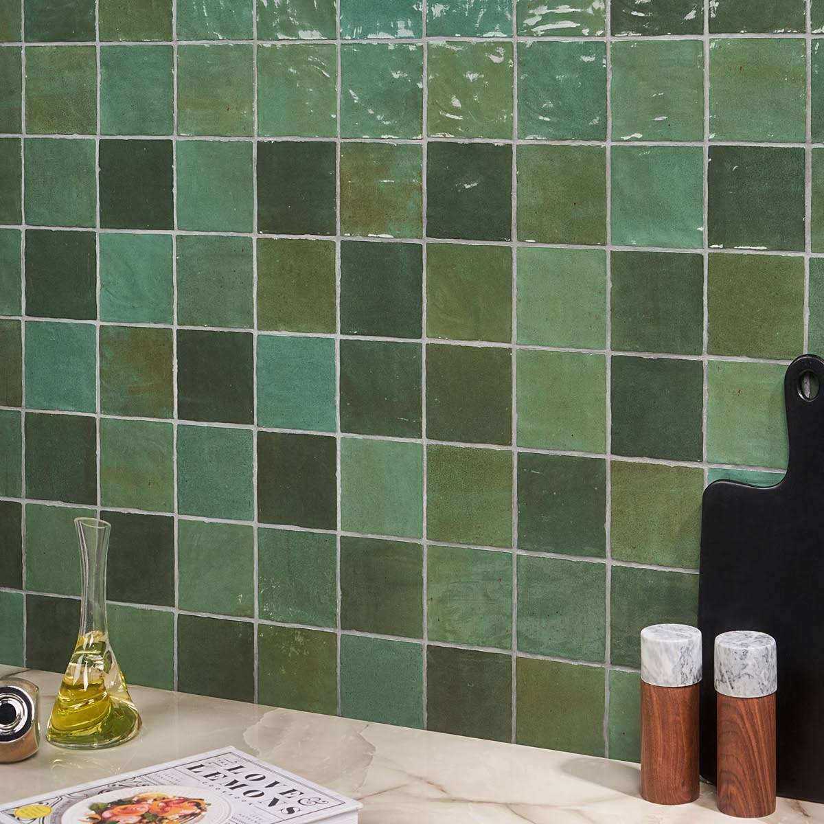 Ivy Hill Tile Kingston Green 4 in. x 4 in. Polished Ceramic Wall Tile (50 Pieces, 5.38 Sq. ft. / CASE)