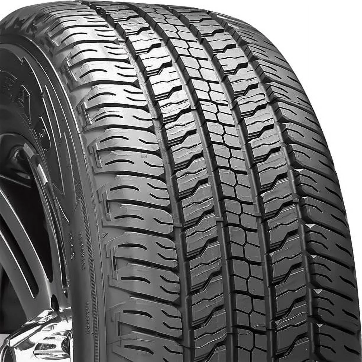 Goodyear Wrangler Fortitude HT 255/65R18 111T All-Season Tire