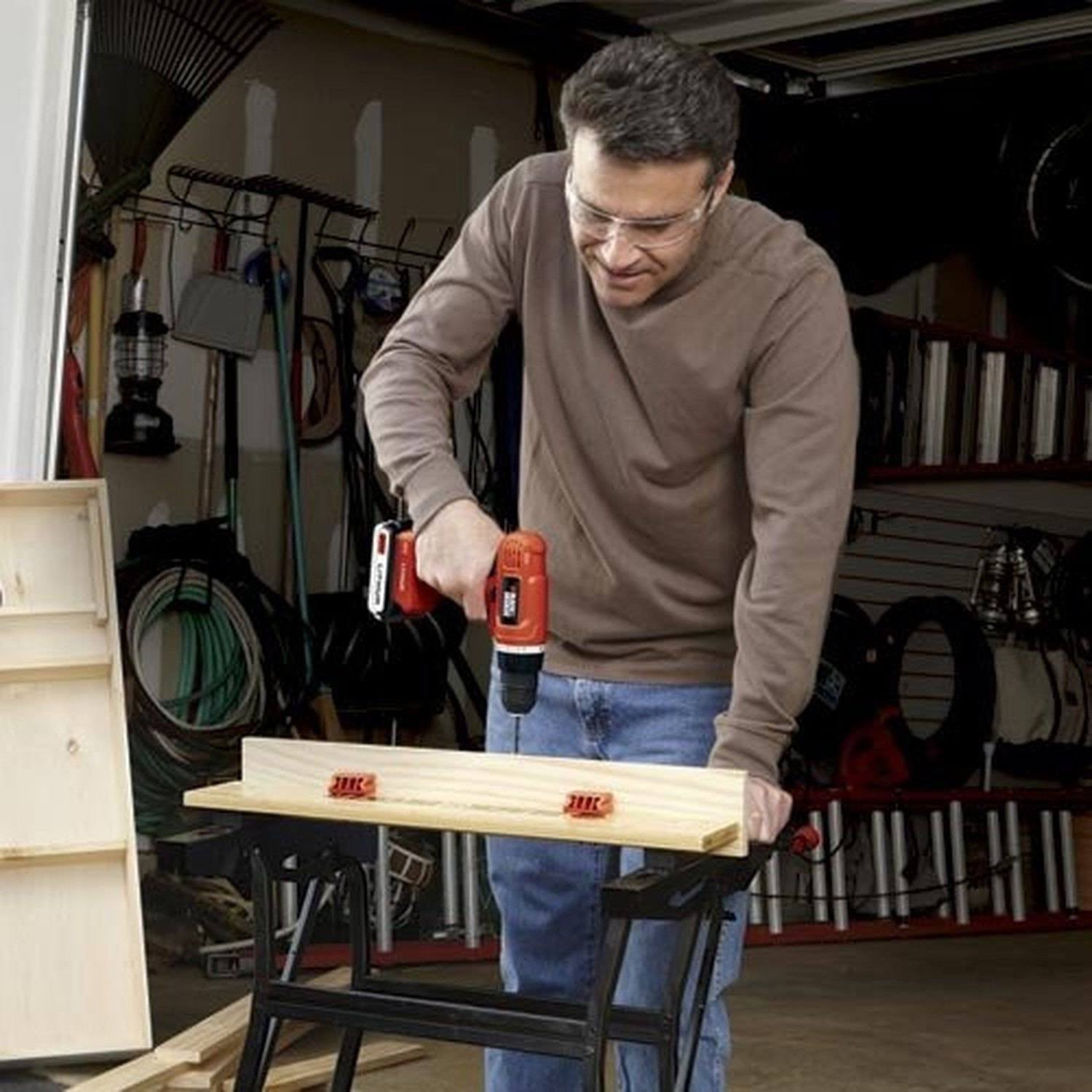Black+decker Bdc120va100 20-Volt Max Lithium-Ion Drill Kit with 100 Accessories