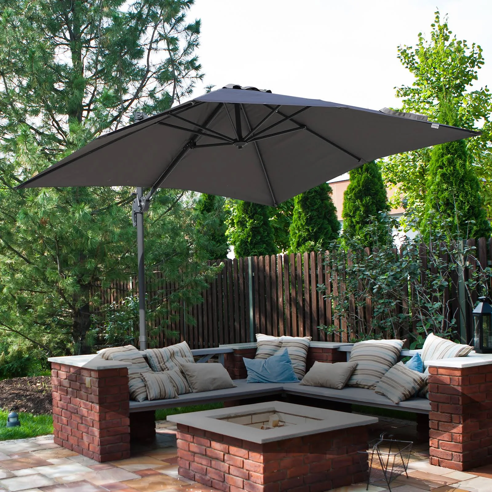 Outsunny 8& x 8& Square Offset 360 Degree Cantilever Market Patio Umbrella with Cross Base - Grey