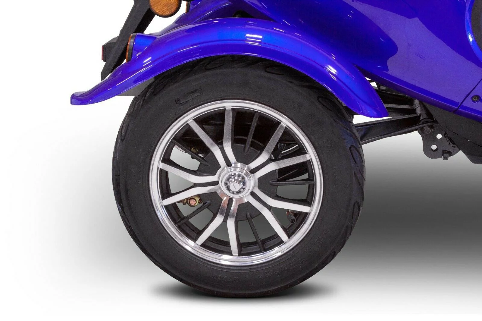 Ewheels EW-Bugeye 3 Wheels Mobility Scooter Range 40 Miles Weight Capacity 350 LBS Yellow
